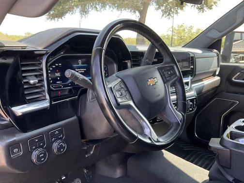 2024 Chevrolet Silverado 2500 LT