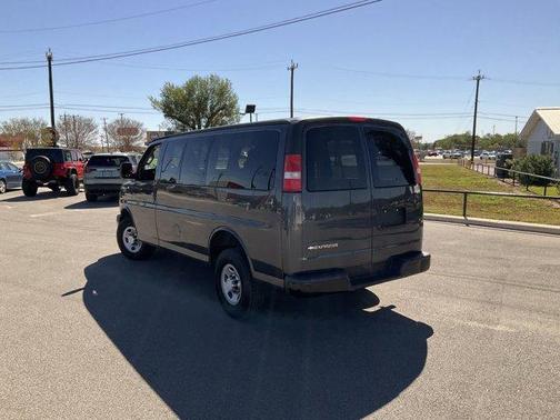 2017 Chevrolet Express 2500 LS