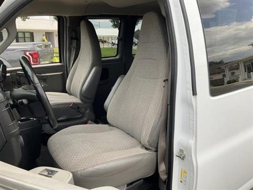 2019 Chevrolet Express 3500 LS
