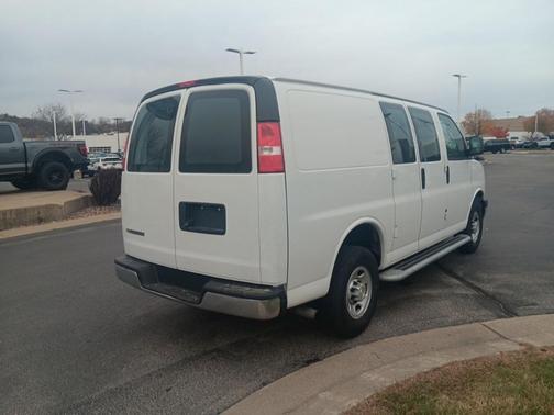 2023 Chevrolet Express 2500 RWD 2500 Regular Wheelbase WT