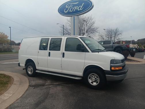2023 Chevrolet Express 2500 RWD 2500 Regular Wheelbase WT