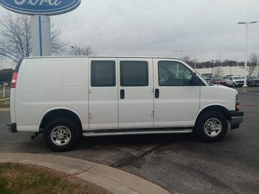 2023 Chevrolet Express 2500 RWD 2500 Regular Wheelbase WT