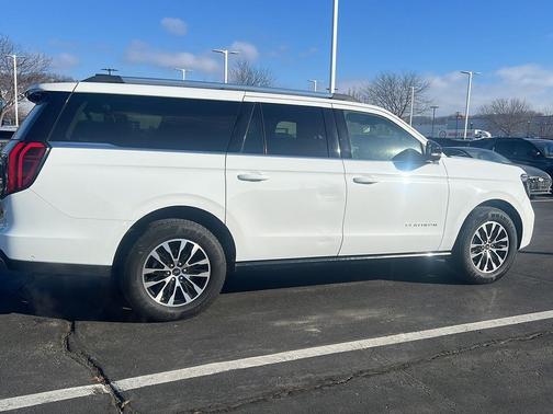 2025 Ford Expedition Max Platinum