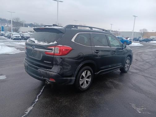 2024 Subaru Ascent Premium 7-Passenger