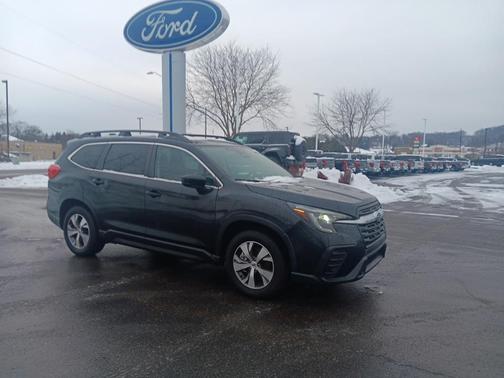 2024 Subaru Ascent Premium 7-Passenger