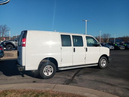 2023 GMC Savana 2500 Work Van
