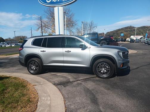 2025 GMC Acadia AWD Elevation