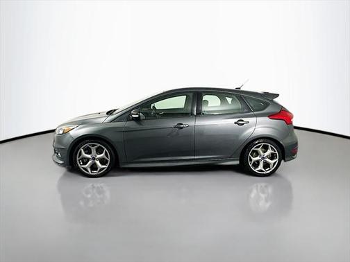2018 Ford Focus ST