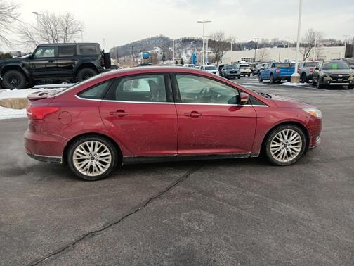 2017 Ford Focus Titanium