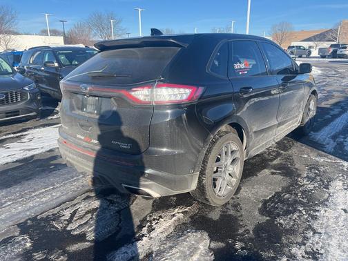 2016 Ford Edge Sport