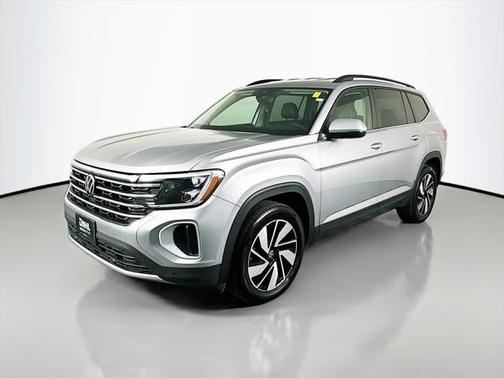 2024 Volkswagen Atlas 2.0T SE w/Technology 4MOTION