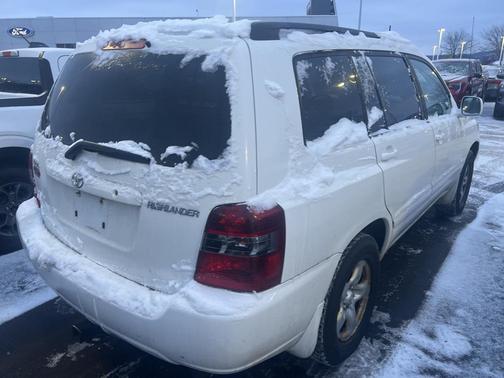 2005 Toyota Highlander Base