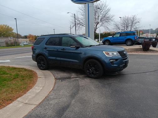 2019 Ford Explorer Sport