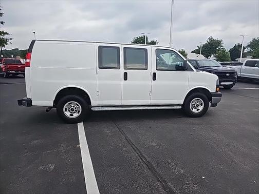2022 GMC Savana 2500 Work Van