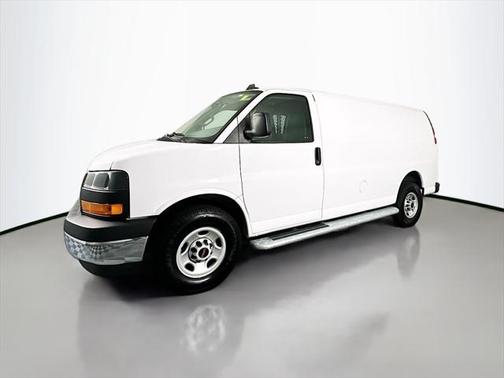 2022 GMC Savana 2500 Work Van