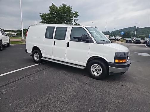 2022 GMC Savana 2500 Work Van