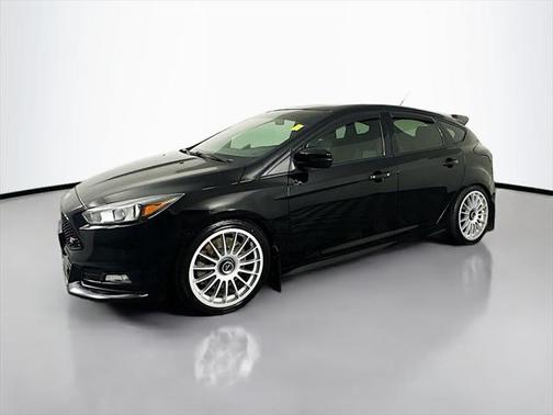 2017 Ford Focus ST