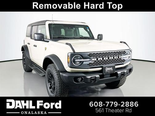 Desert Sand 2026 Ford Bronco Badlands