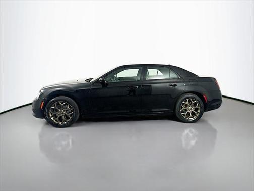 2016 Chrysler 300 S
