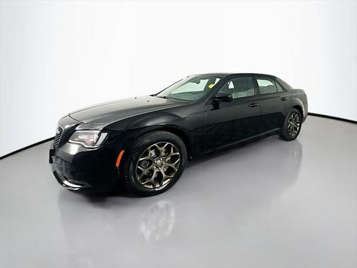 2016 Chrysler 300 S