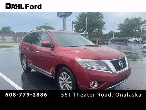 2016 Nissan Pathfinder SL