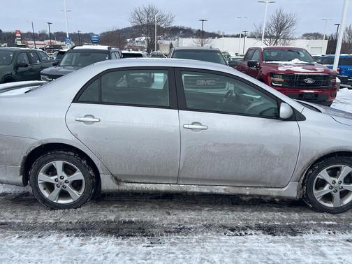 2012 Toyota Corolla LE
