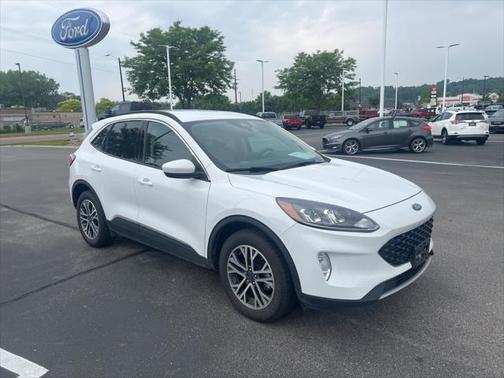 2020 Ford Escape SEL