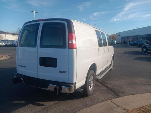 2023 GMC Savana 2500 Work Van