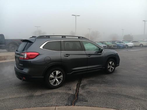 2024 Subaru Ascent Premium 7-Passenger