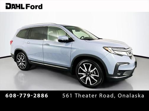 2022 Honda Pilot Touring 8-Passenger