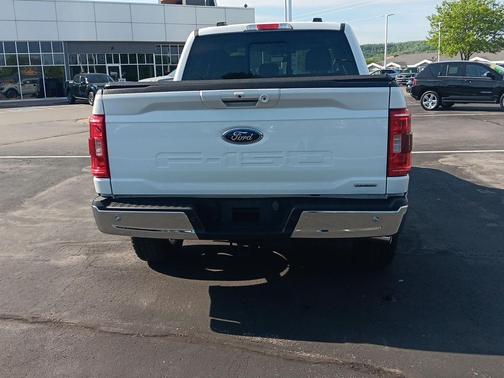 Oxford White 2023 Ford F-150 XLT