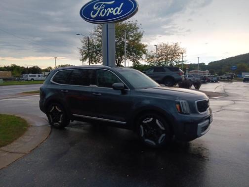 2023 Kia Telluride EX