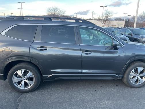 2024 Subaru Ascent Premium 7-Passenger