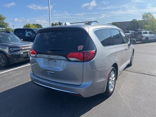 2020 Chrysler Pacifica Touring L