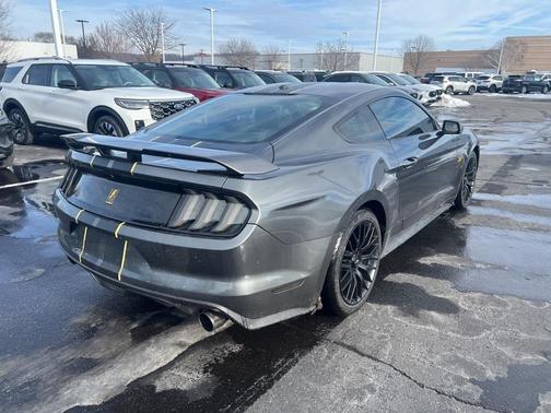 2017 Ford Mustang EcoBoost Premium