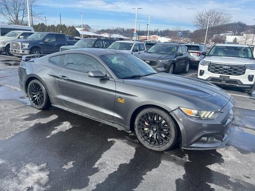 2017 Ford Mustang EcoBoost Premium