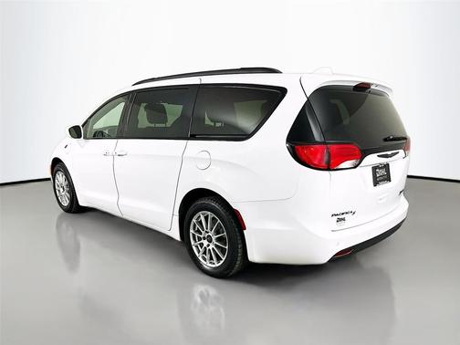 2020 Chrysler Pacifica Hybrid Touring L