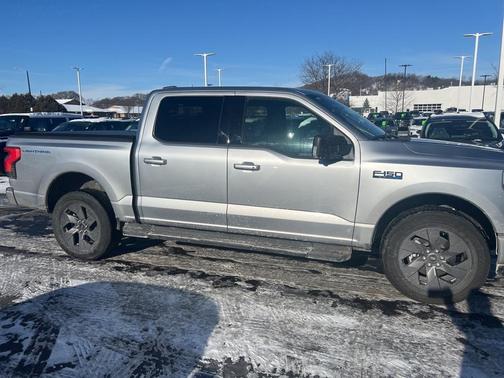 2024 Ford F-150 Lightning Flash