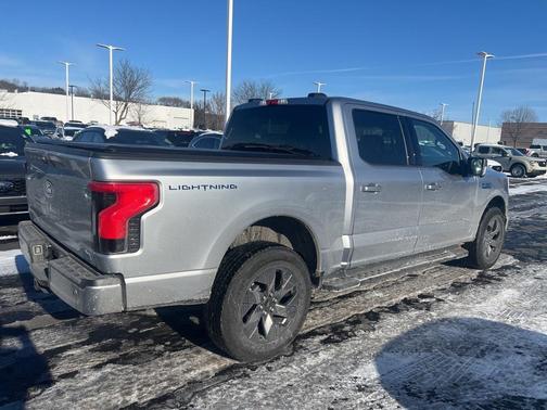 2024 Ford F-150 Lightning Flash