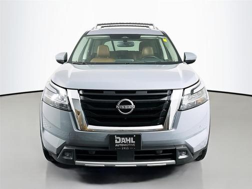 2022 Nissan Pathfinder Platinum 4WD