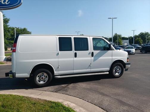 2023 GMC Savana 2500 Work Van