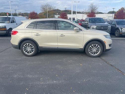 2016 Lincoln MKX Select
