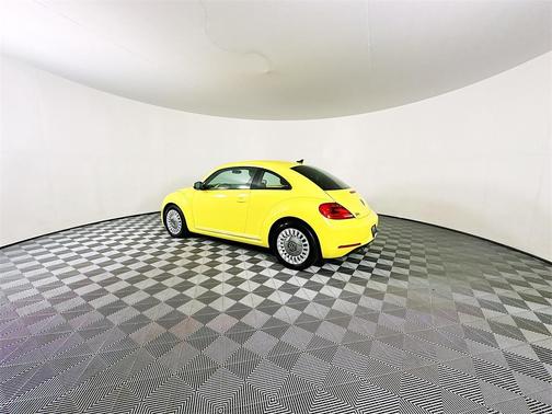 2014 Volkswagen Beetle 1.8T