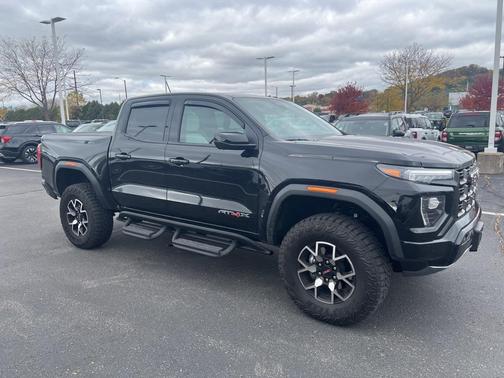 2024 GMC Canyon AT4X