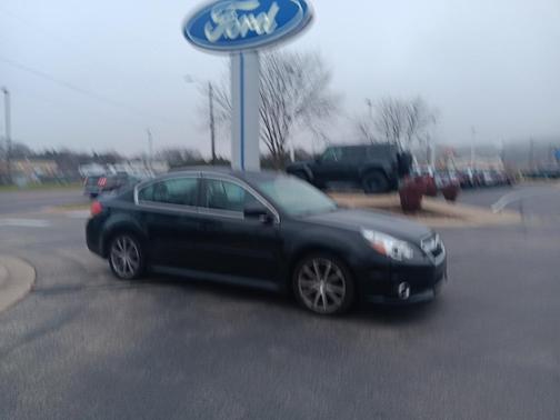 2013 Subaru Legacy Sport
