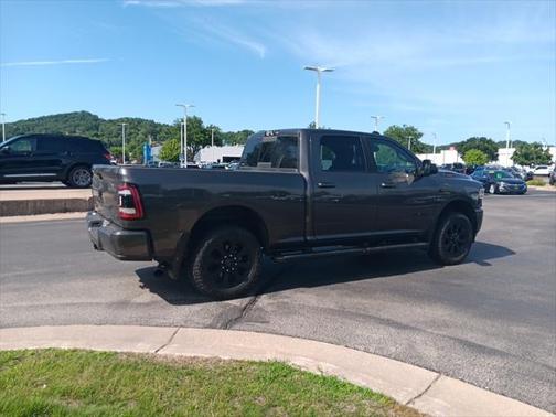 2022 RAM 2500 Big Horn Crew Cab 4x4 6'4' Box