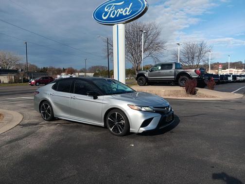 2018 Toyota Camry XLE