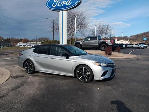 2018 Toyota Camry XLE