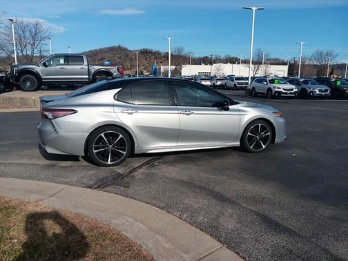 2018 Toyota Camry XLE