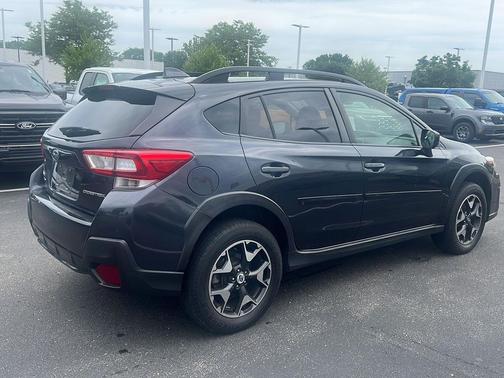 Dark Gray Metallic 2019 Subaru Crosstrek 2.0i Premium
